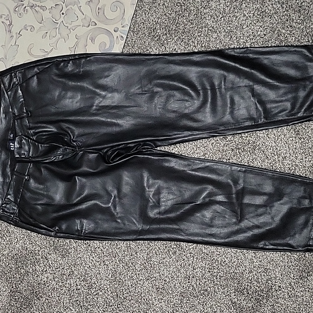 GAP Petite Black Faux Leather Straight Leg Pants